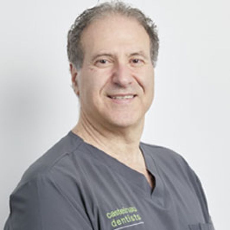 Dr Malcom Farr
